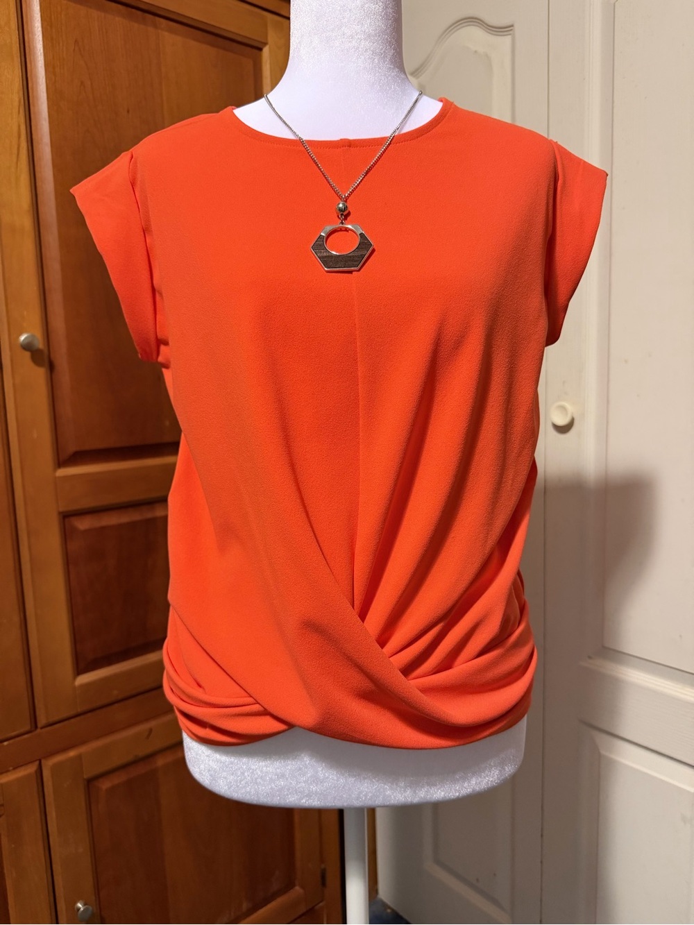 Worthington Bright Orange Draped Twist-Front Cap Sleeve Top - XS